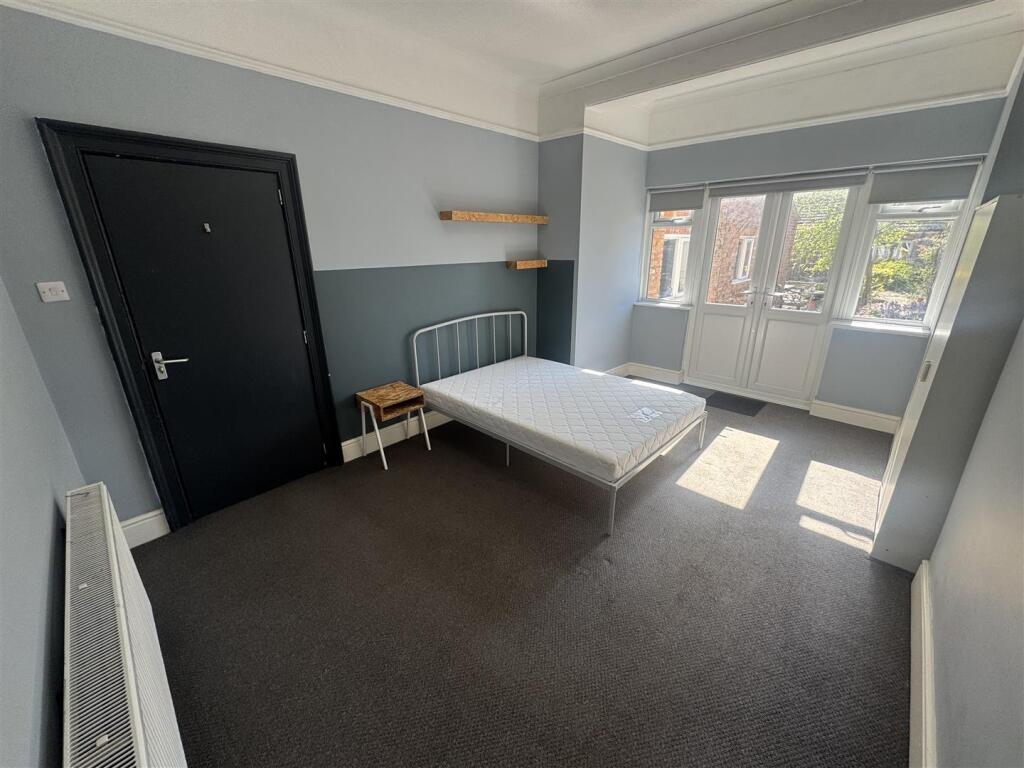 Main image of property: St. Thomas Road, Spalding