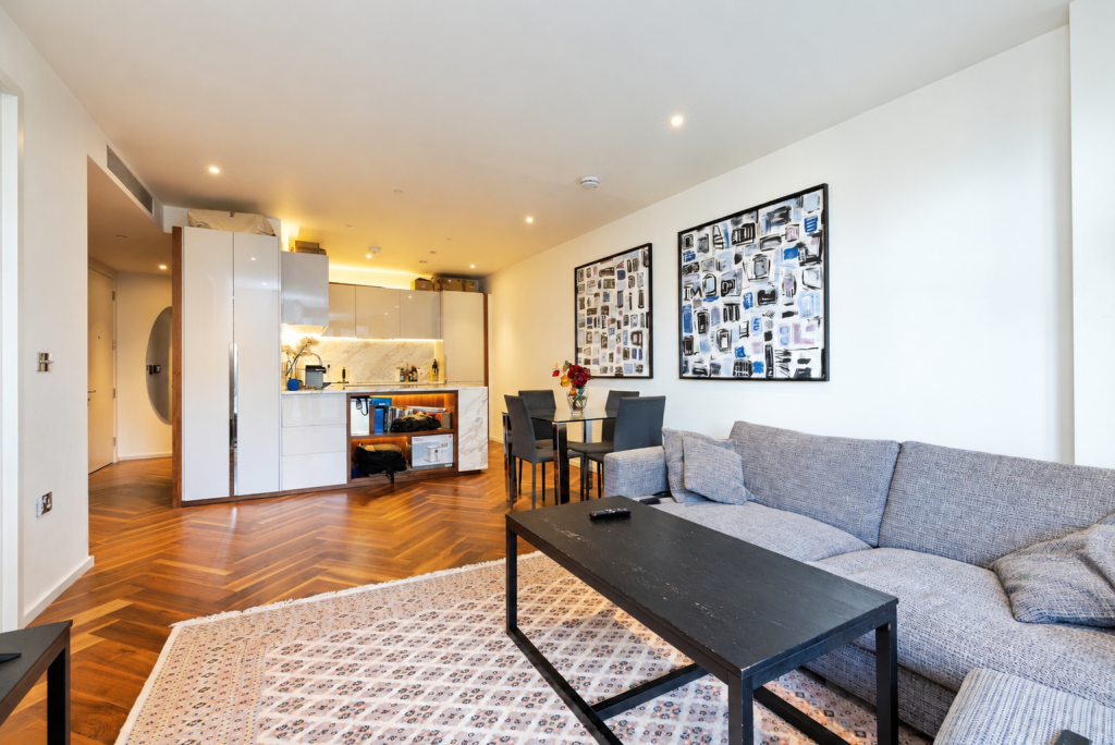 Apartment in London - View 4