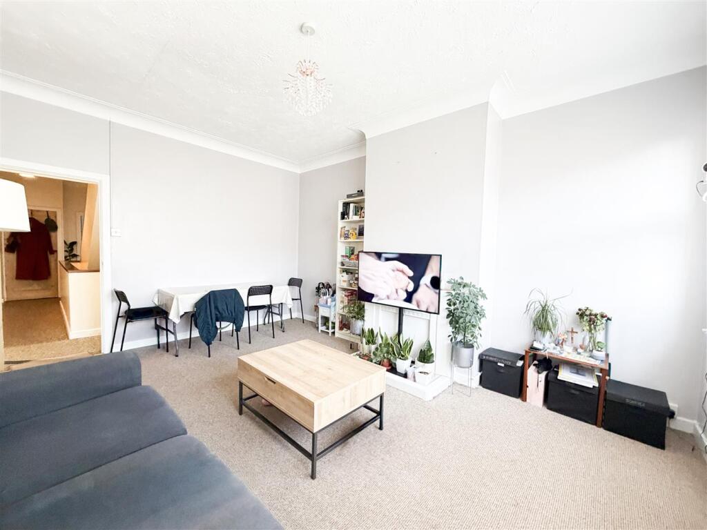 Old Orchard Road, Eastbourne, BN21 1DB - View 3