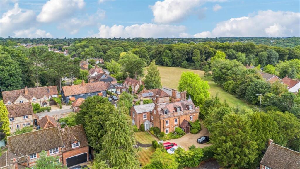 Main image of property: Totteridge Lane, High Wycombe