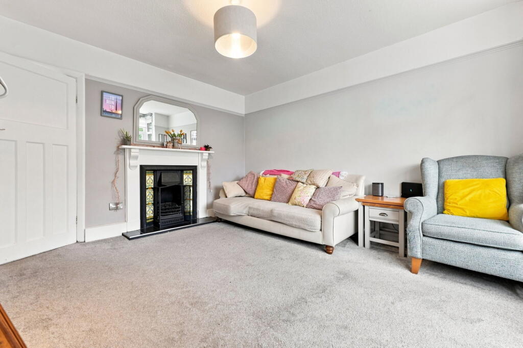 House in Nottingham - View 3