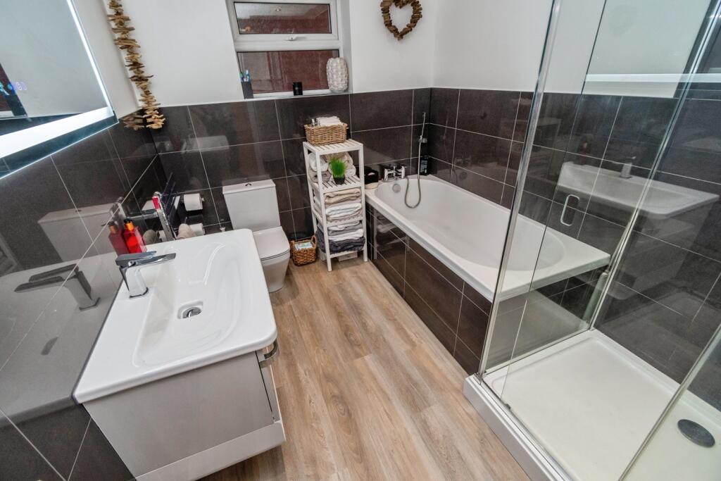 House in Wolverhampton - View 3