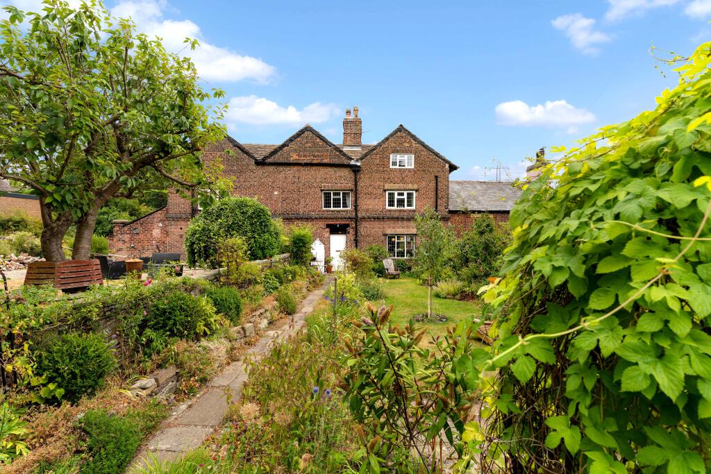 Main image of property: Marple Old Road,, Offerton