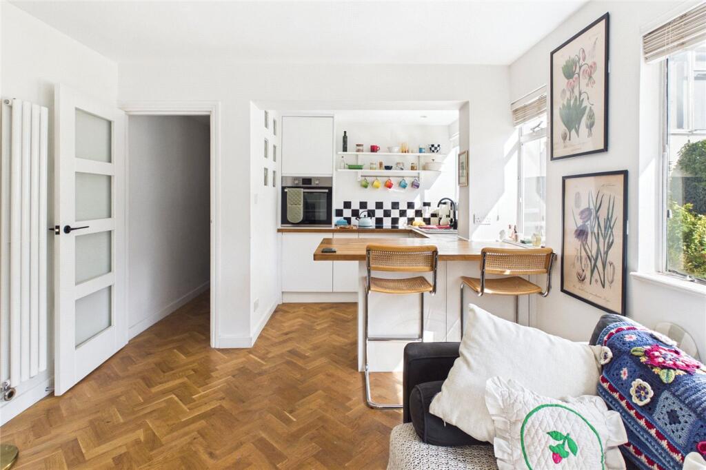 Apartment in London - View 4
