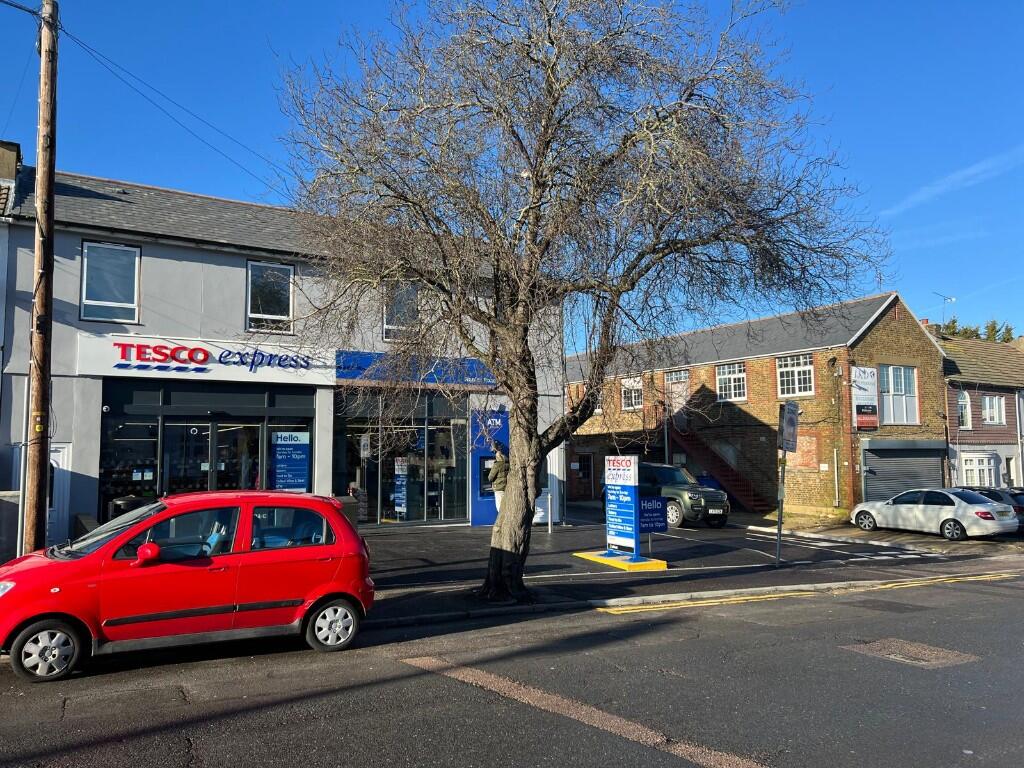 Main image of property: 46 Napier Road, Gillingham, Kent, ME7