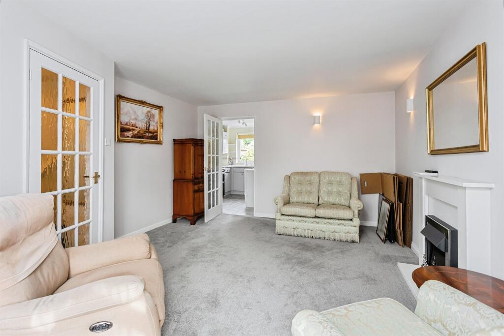 House in Burgess Hill, Abbotsford - View 5