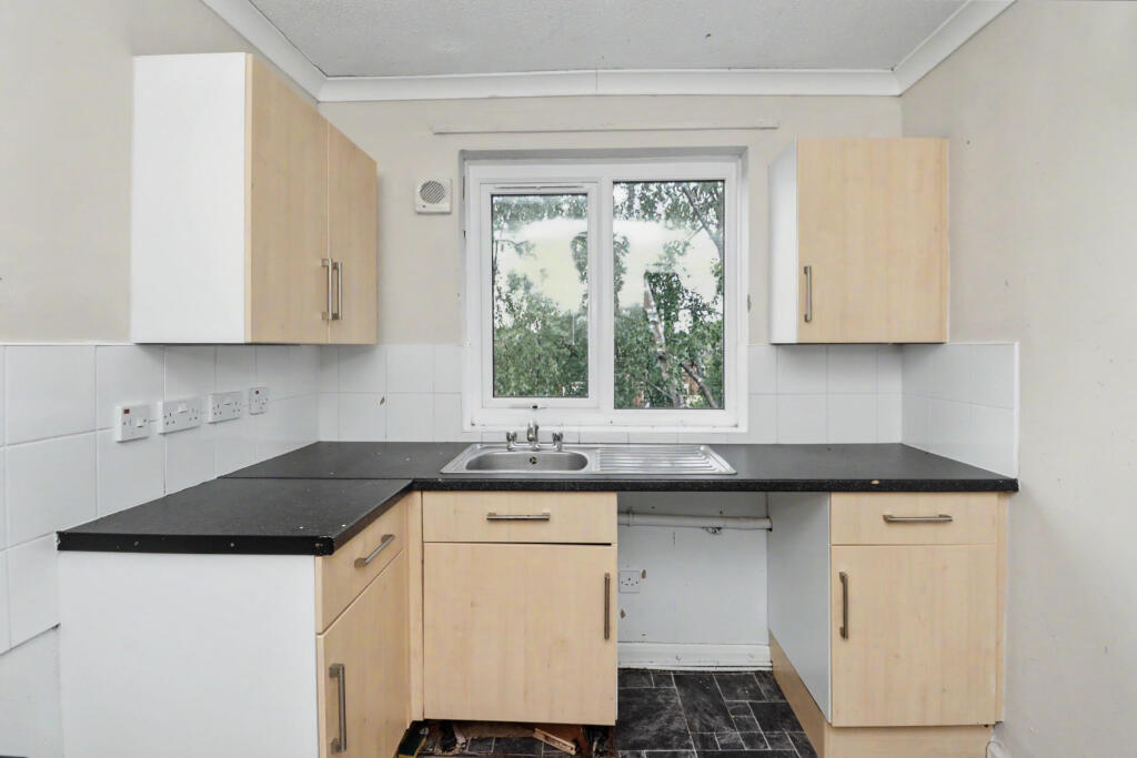 Apartment in Ashfield, Kirkby-in-Ashfield, Sutton-in-Ashfield - View 4