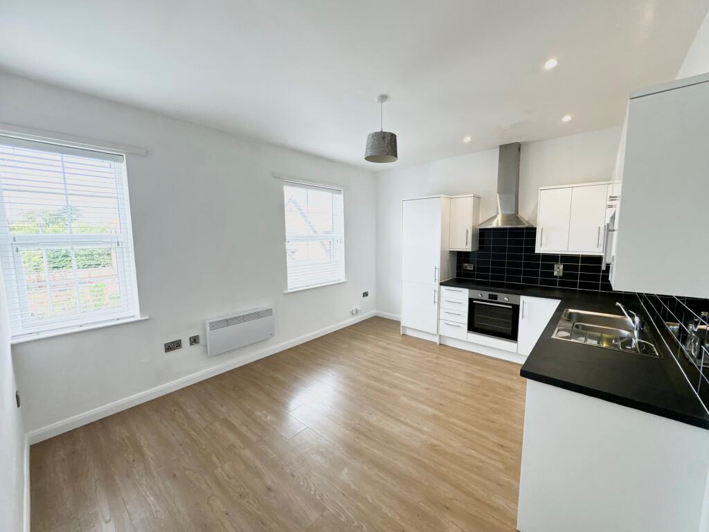 Main image of property: Temple Street, Rugby, CV21 3TB