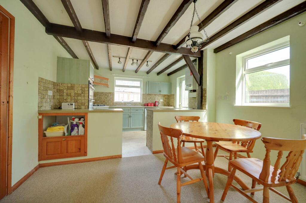 House in Burgess Hill, World's End - View 4
