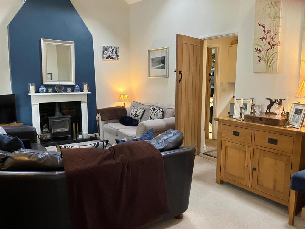 Hillgates, Nr Llanwarne, Hereford - More