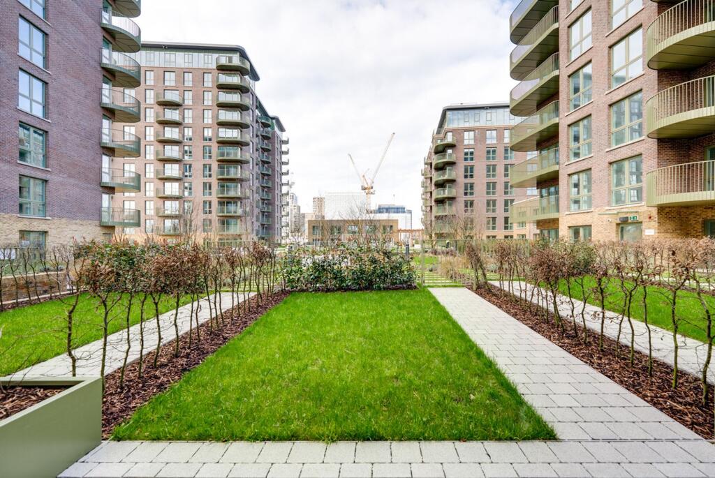 House in London - View 5