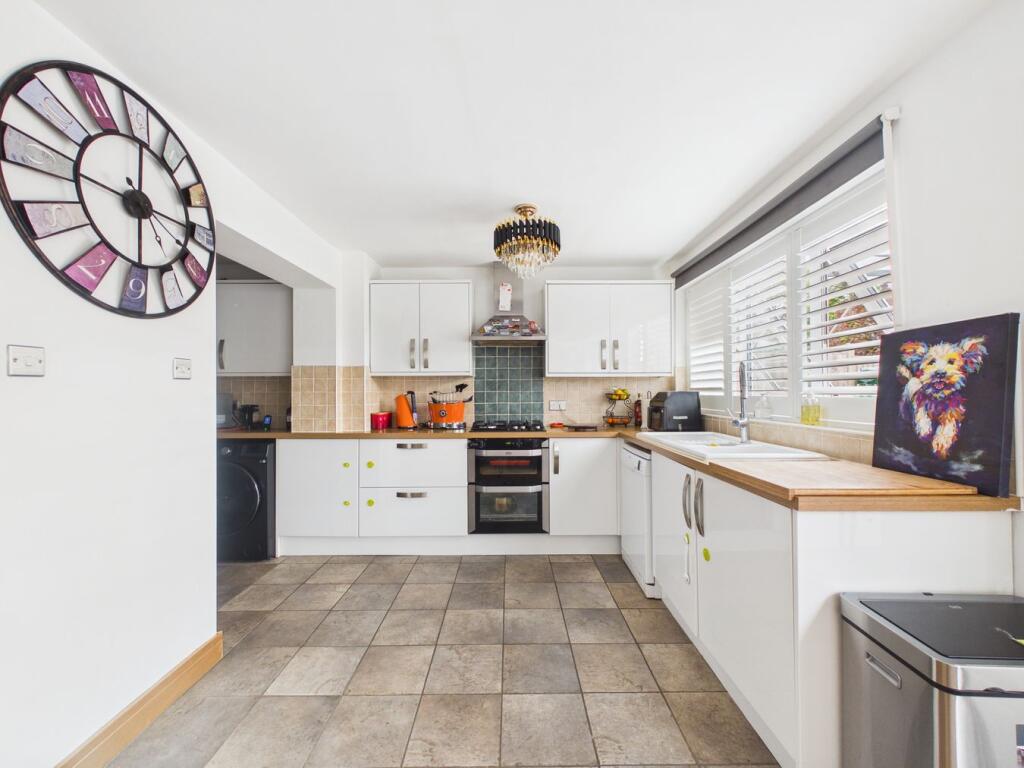 House in Biggleswade, Central Bedfordshire - View 3