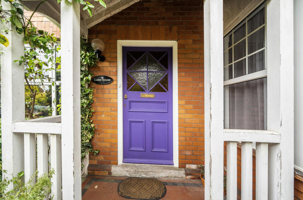 Owen Street, Wellington, Somerset, TA21 photo 2