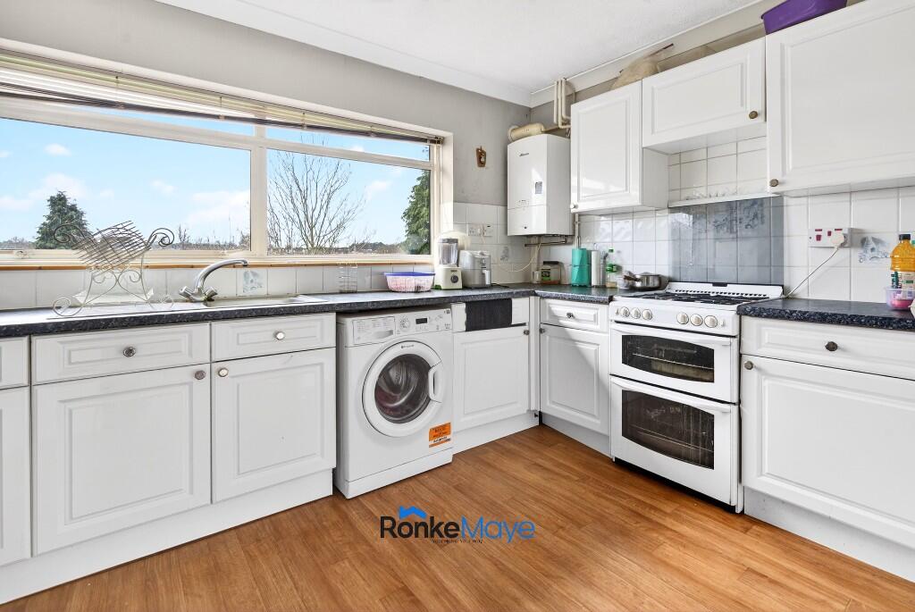 Main image of property: Banstead Road, Caterham, Surrey, CR3