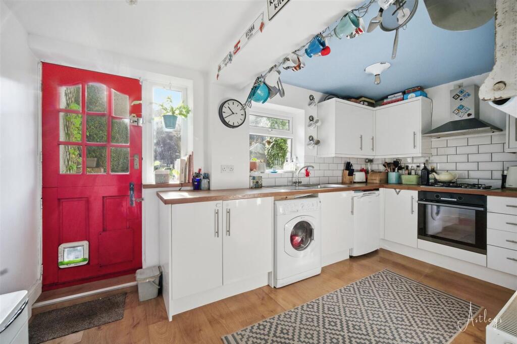 House in Swansea - View 4