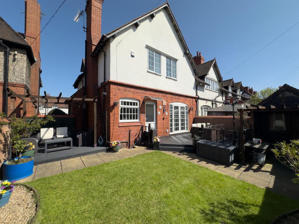 House in New Ferry, Bromborough Pool - View 4
