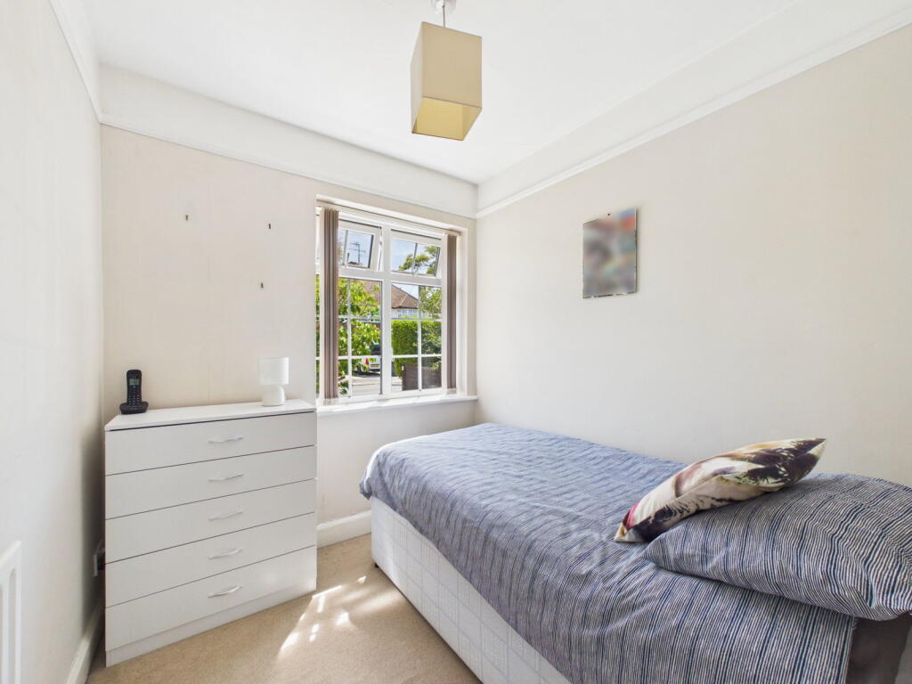 House in Worthing, West Sussex - More