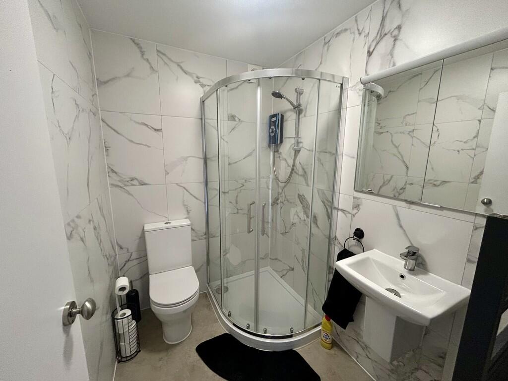 Apartment in Epping Forest, Waltham Abbey - View 3