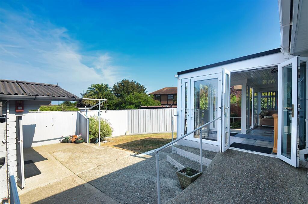 House in Portsmouth - View 5