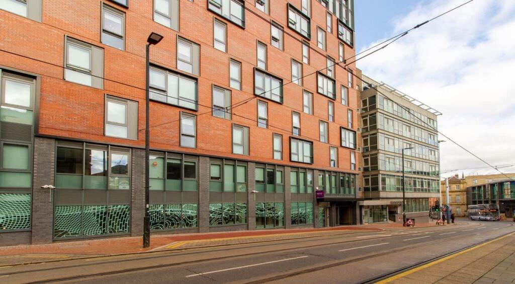 Studio flat for rent