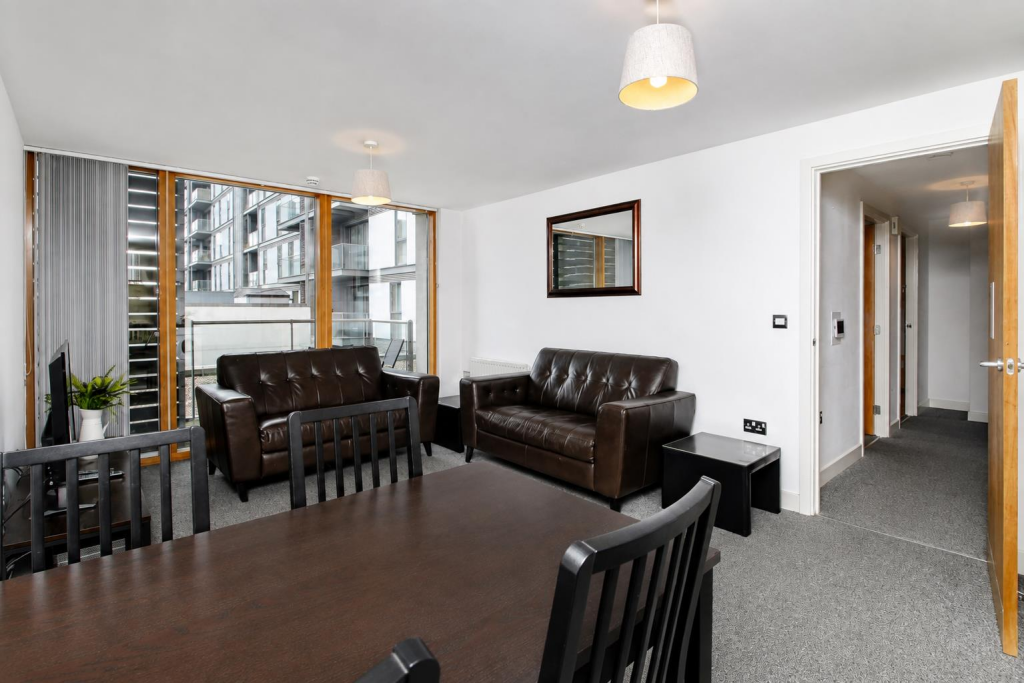 Apartment in Milton Keynes - View 5
