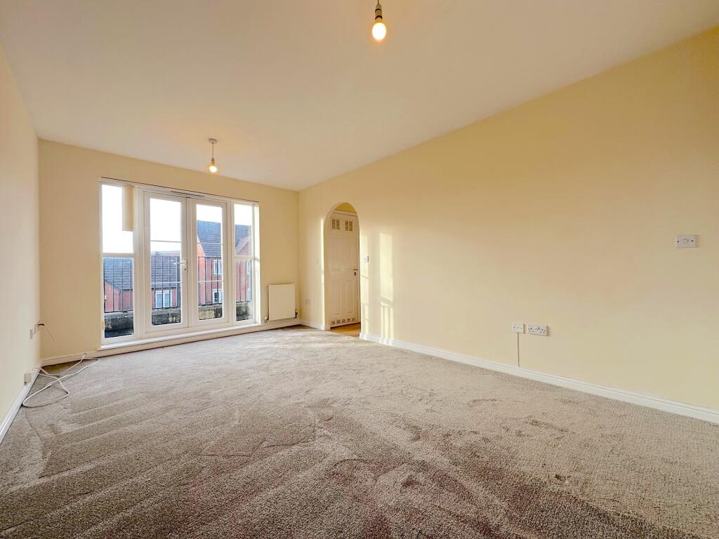 Ardgowan Grove, Parkfields, Wolverhampton, WV4 - View 2