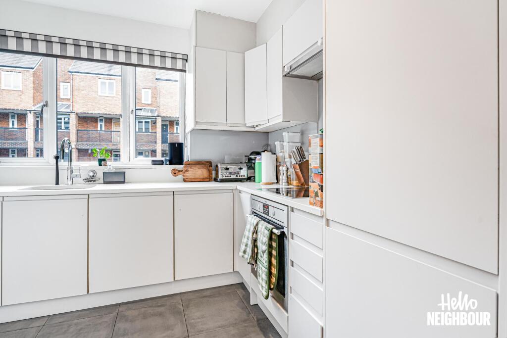 2 bedroom maisonette for rent