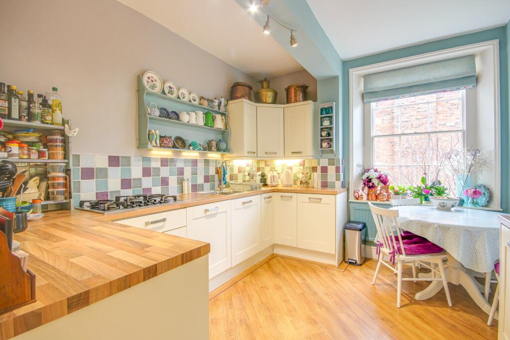 Main image of property: Great Western Road, City Centre, Gloucester, GL1