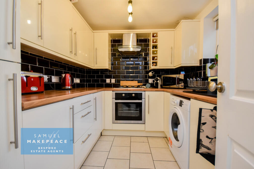 House in Newcastle-under-Lyme, Kidsgrove - More
