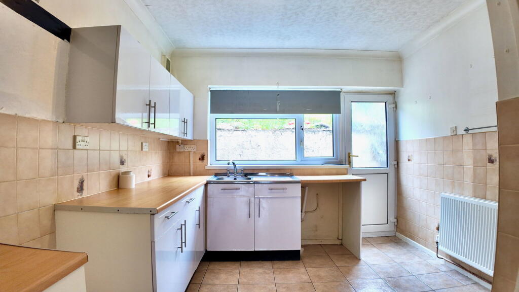 House in Pengam, Caerphilly - View 3