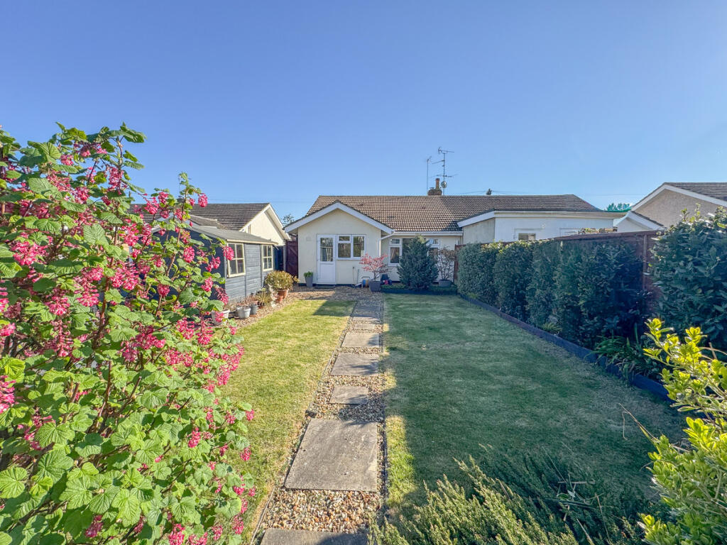 Main image of property: Elmwood Avenue, Hawkwell