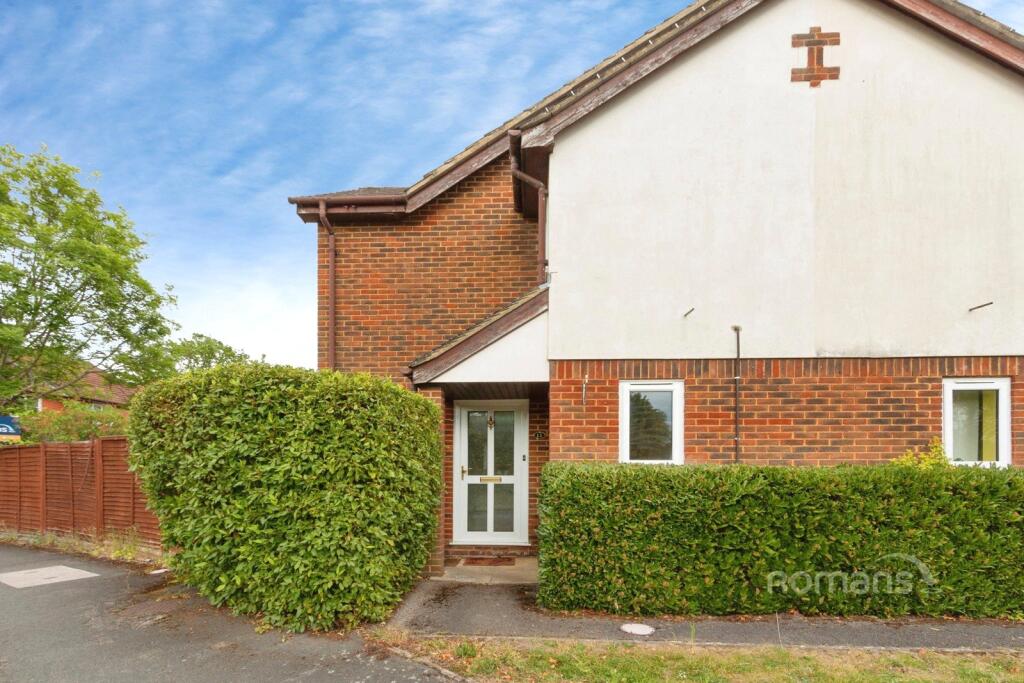 Main image of property: Nether Vell-Mead, Church Crookham, Fleet, GU52