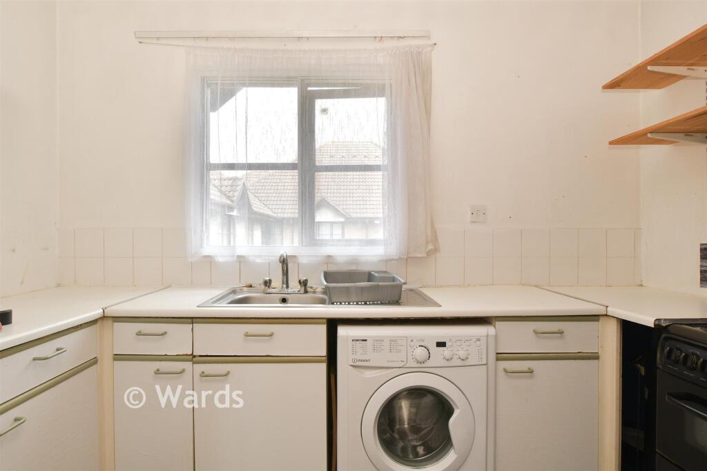 Apartment in Dartford, Kent - View 2