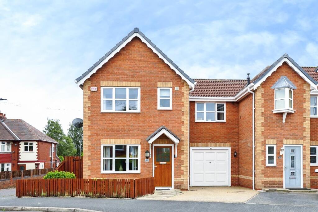 Redhill Road, Castleford photo 4