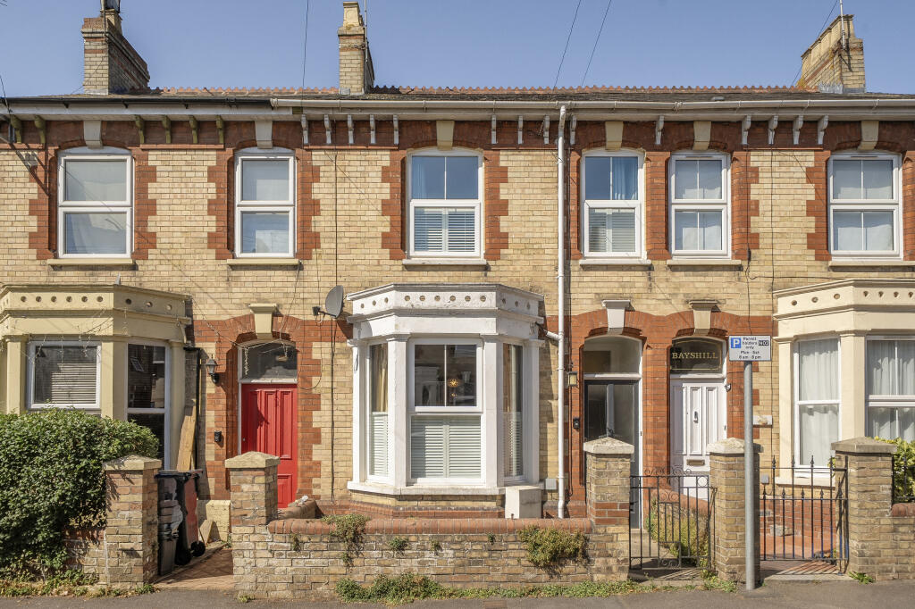 Main image of property: 39 Leslie Avenue, Taunton