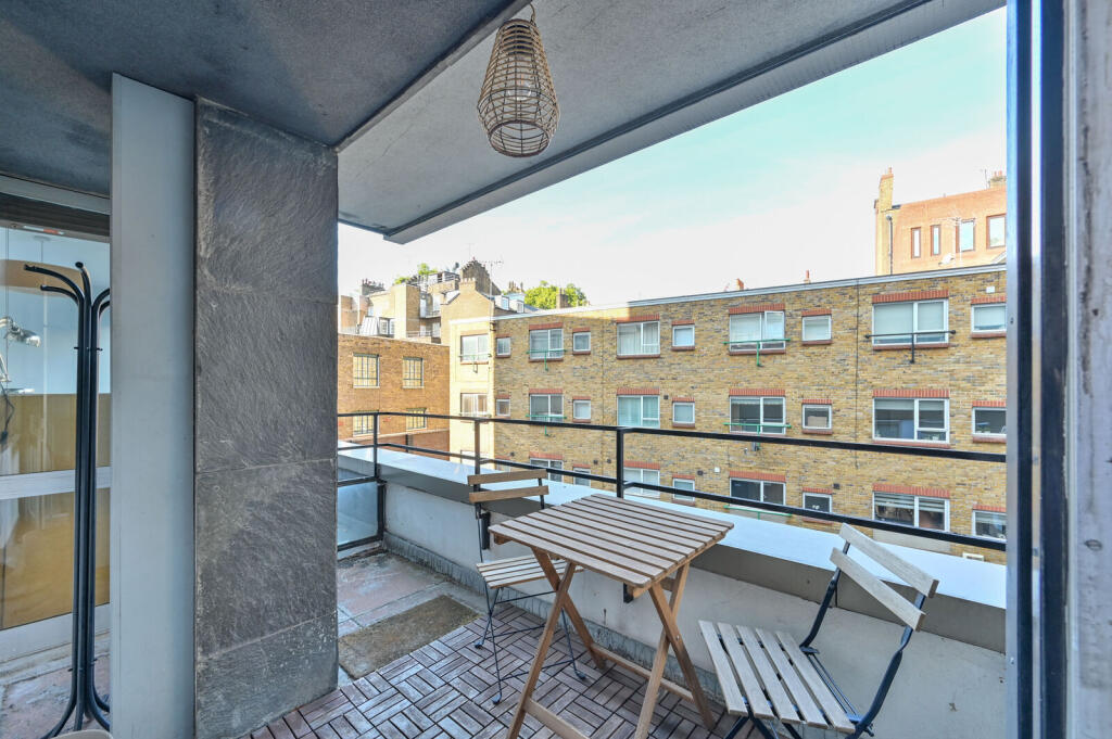 Apartment in London - View 4