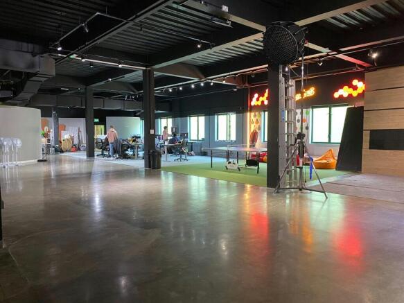 Studio 6 wide.jpg