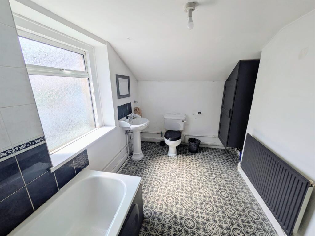 House in Barry, Vale of Glamorgan - View 5