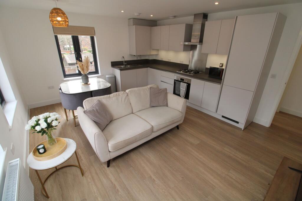 Linden Road, Haymarket Rise Linden Road, MK40 photo 2