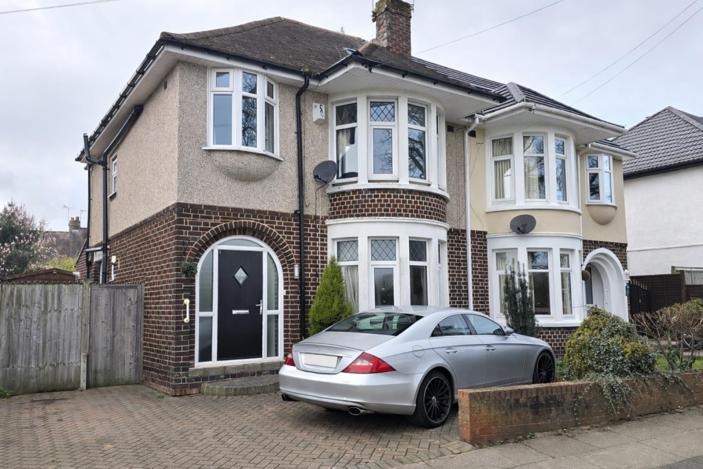 Main image of property: The Park Paling, Cheylesmore