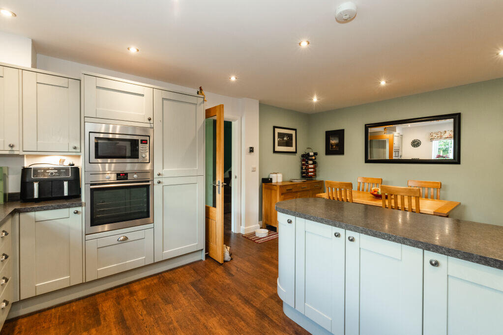 Lords Close, Giggleswick, Settle, North Yorkshire, BD24 photo 4