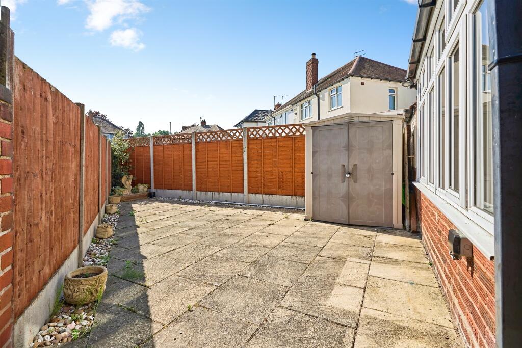 House in Sandwell, West Midlands - View 4