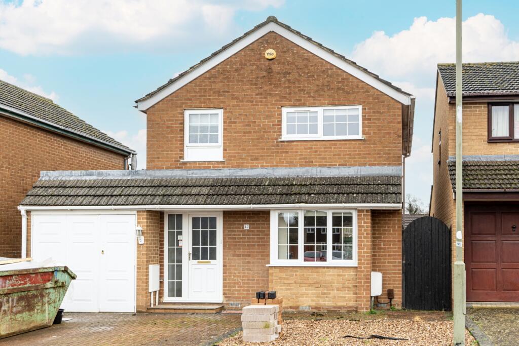 Main image of property: Morton Avenue, Kidlington, OX5