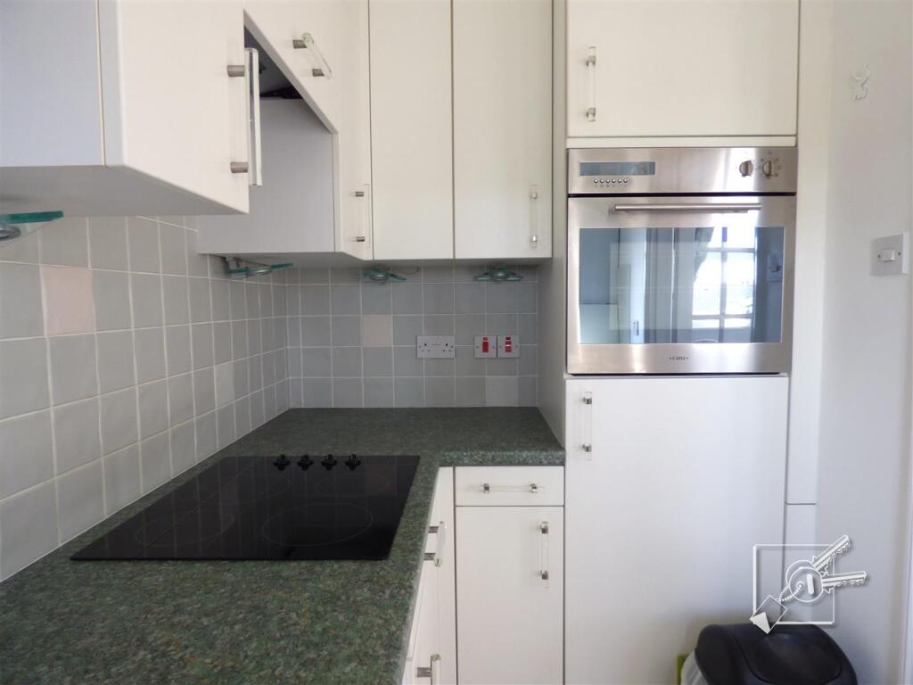 Apartment in Dartford - More