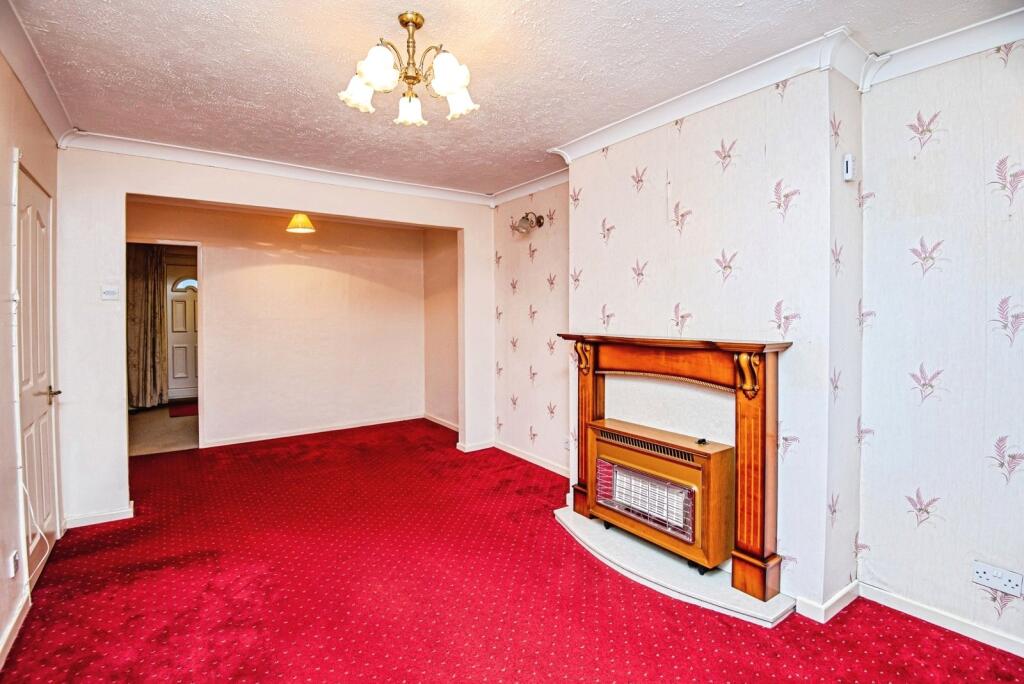 House in Rotherham, Bramley - View 3
