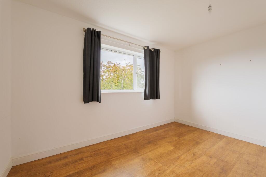 Apartment in North Tyneside, North East - More