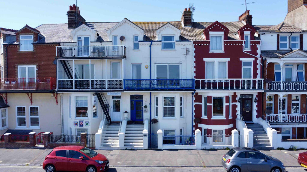6-bed terraced on Sea Road, Felixstowe, IP11, £550,000