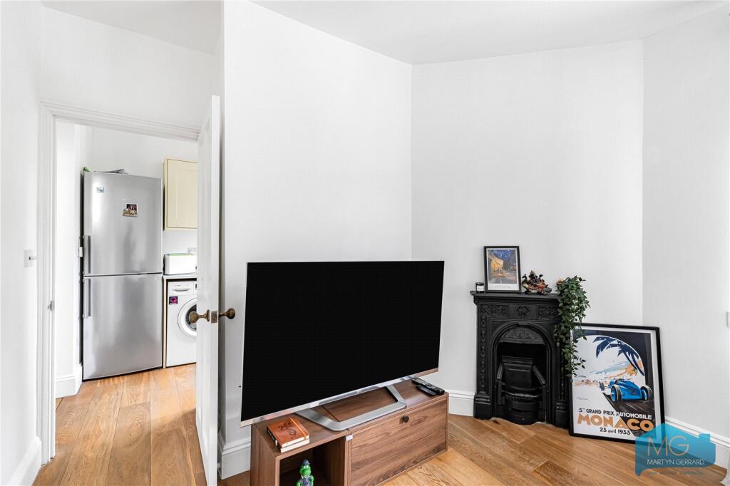 Apartment in London - View 4