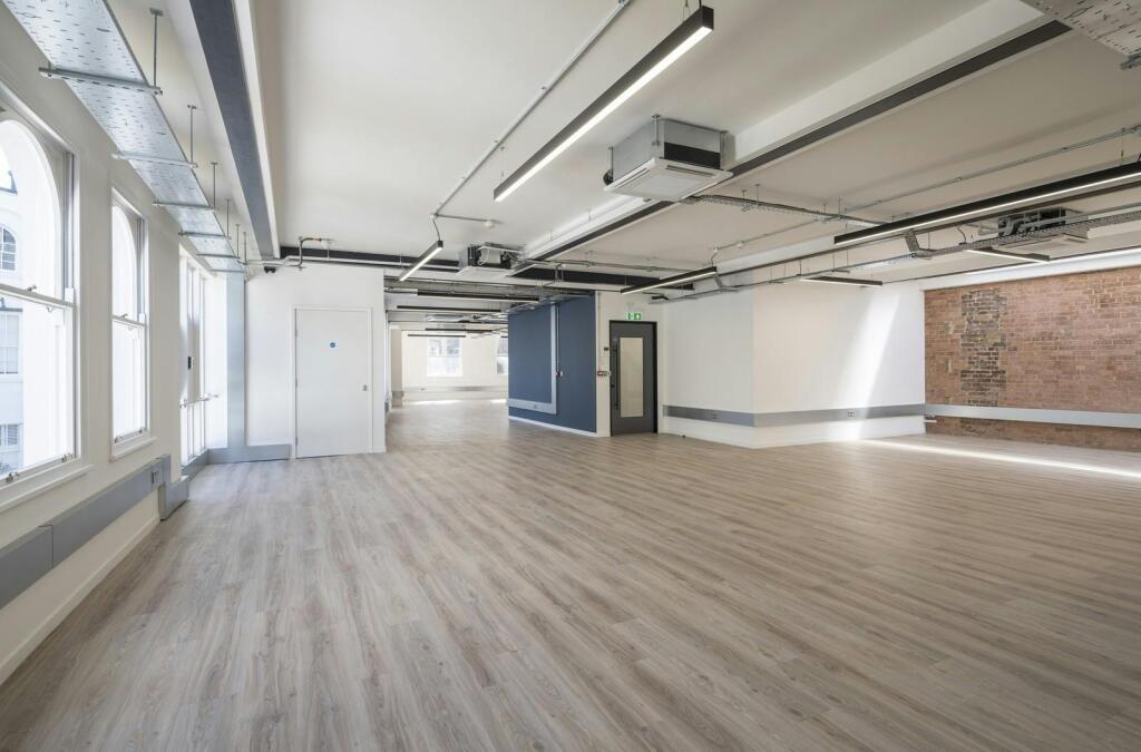 1st floor office space