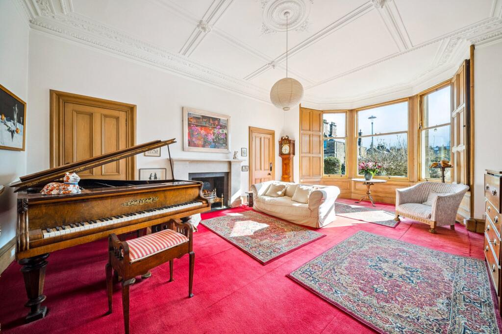 House in Edinburgh, Craigmillar Park, Newington - View 4